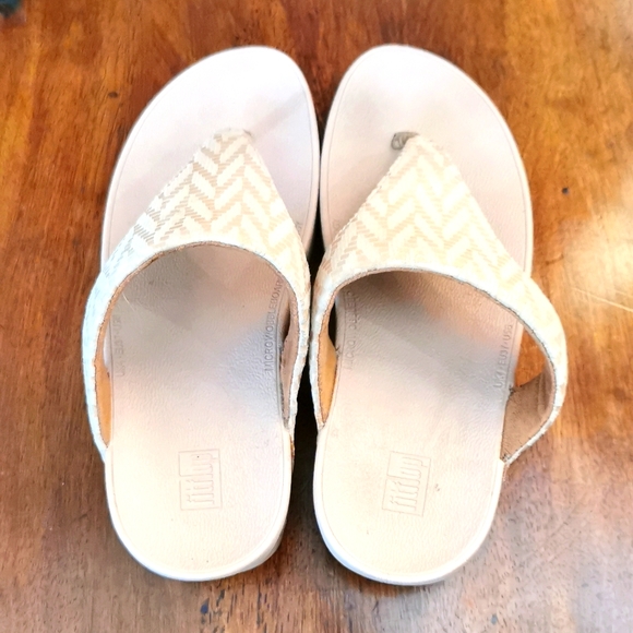 FIT FLOP Blush coloured size 6 sandal - Picture 1 of 5